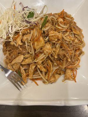 Chicken pad thai