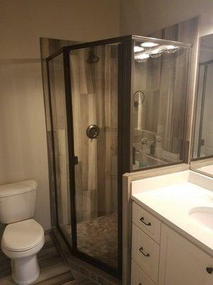 SHOWER DOOR WITH CUSTOM ANGLE