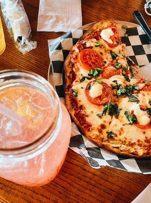 Mason Jar Cooler & Margherita Pizza