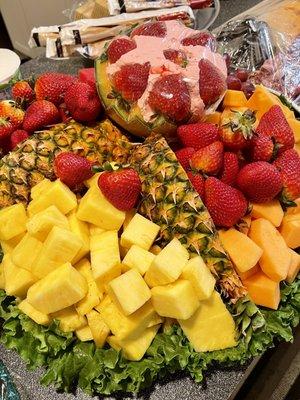 Large fruit tray.