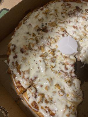 Chicken ranch pizza