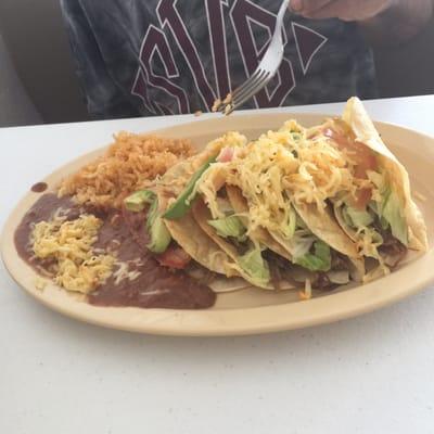 Lety's in Fabens has GREAT tacos!