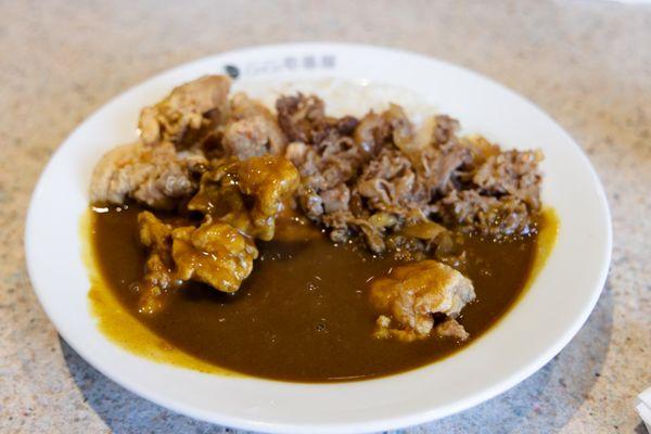 curry with beef and fried chicken