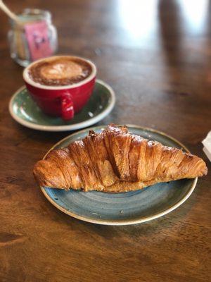 Cappuccino* Butter Coissant*