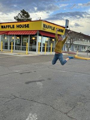 The outside of Waffle House