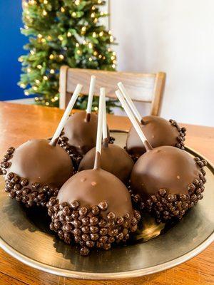 Chocolate cake pops