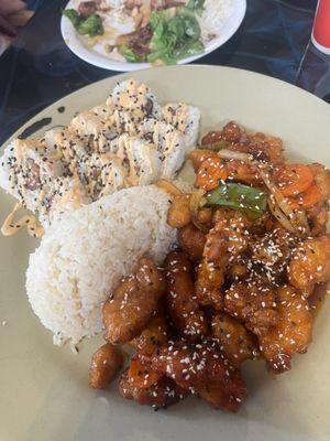 Hot and cold Special: General Tso Chicken/spicy Tuna Roll