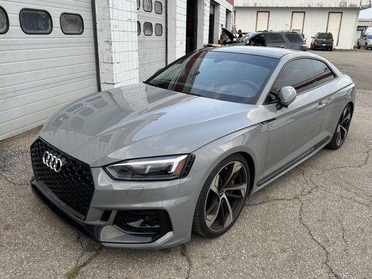 Audi RS5 oil change and tire rotation