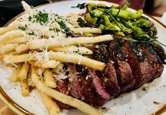 Steak frites ($33)