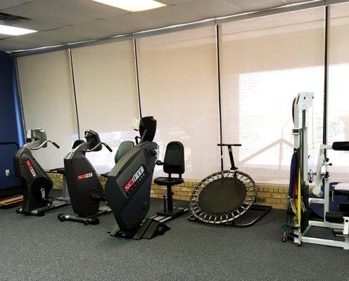 Green Oaks Physical Therapy Bedford interior