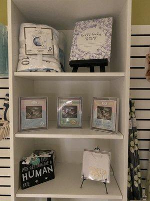 Milestone blankets, Baby Journals, Ultrasound Picture Frames, Pregnancy Announcements