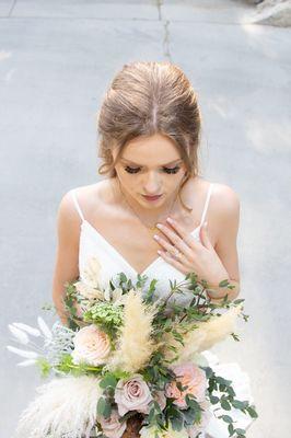 Amazing Bride with her Beautiful Bouquet