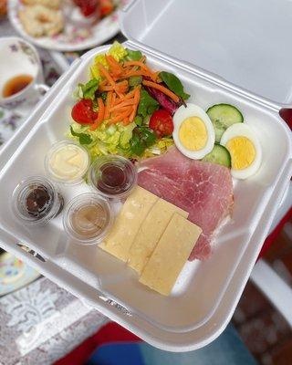 Ploughman's lunch (to go) / $14.50