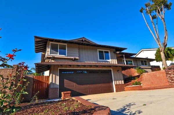 Beautiful modern home exterior!