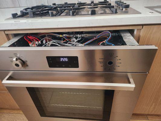 Bertazzoni oven, replacement of a temperature regulator