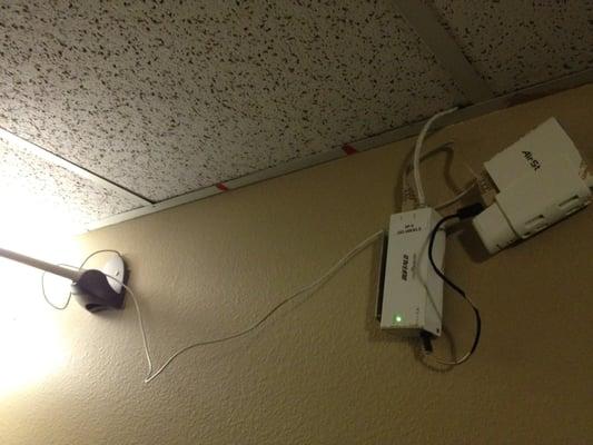 Wireless Internet tacky installation