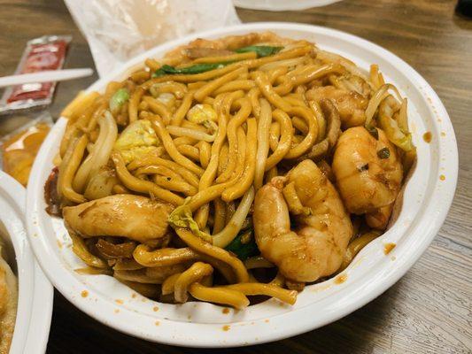 63. Tommy's Special Lo Mein