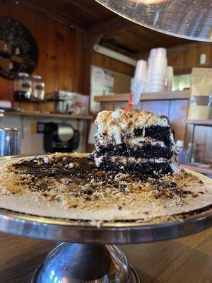 S'mores cake