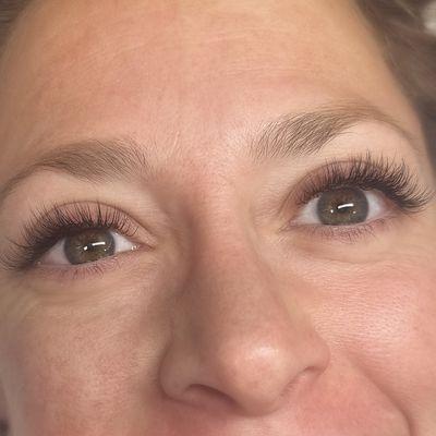 Gorgeous, natural looking, eyelash extensions