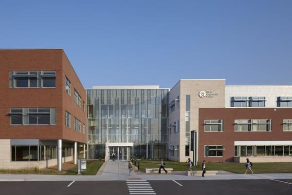 Health & Life Sciences Building at Elgin Community College