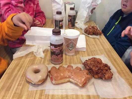 Apple fritters, bear claw with filling, and glazed donuts are the best!