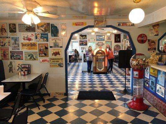 Great entranceway and jukebox.