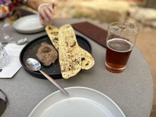 Cocktail Hour hummus and Marzen draft beer ($5)