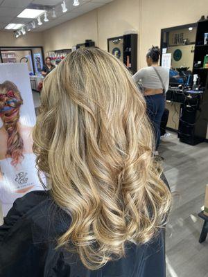 Blonde balayage by lulu