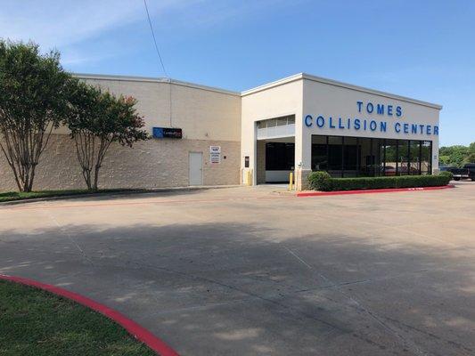 Tomes Collision Center