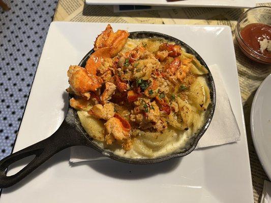 Lobster Mac & Cheese