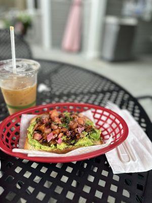 The Toast - sourdough toast w/ avocado, tomato, fresh basil, pickled onions and balsamic drizzle and a Lavender Latte