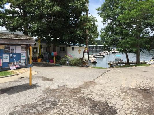 The cafe is right next to the marina & boat ramp.