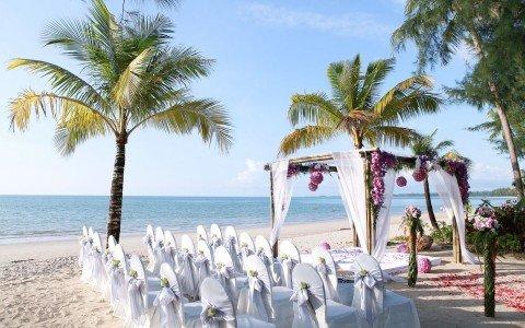 Host Your Wedding At a Private Villa Resort