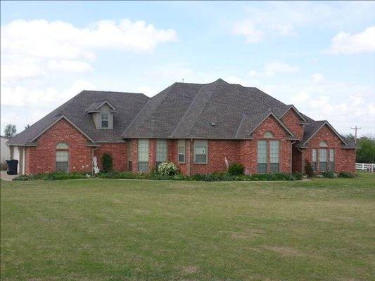 Timberline HD , New Roof with Gutters.