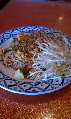 Pad Thai with Chicken