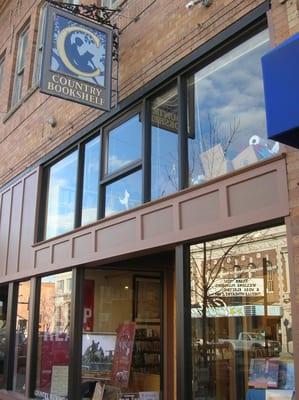 Country Bookshelf Storefront