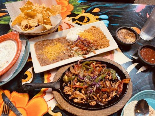 Chicken Fajita Feast with Queso, Chips, salsa!