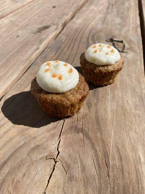 Carrot cake cupcakes