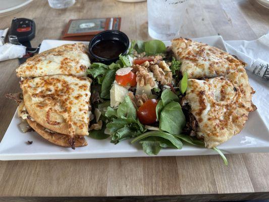 Steak pita melt