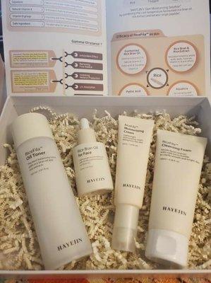 #Hayejin #vegan #gluten free #noanimaltesting #dermatologist test #Kbeauty  #serum #moisturizing #ricebranoil #oiltoner #set of 4 $114