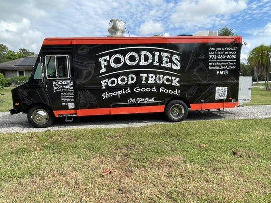 Foodies Food Truck!!