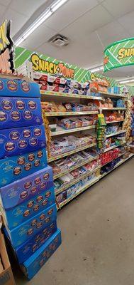 Sweet Snack aisle for lunches or ? Dollar Tree brand and Little Debbie $1