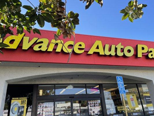 Advance Auto Parts