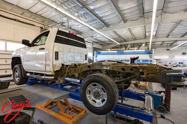 Our state of the art frame rack system can pull damage and mount any size vehicle from a small economy car to a large 1 ton dually pickup.