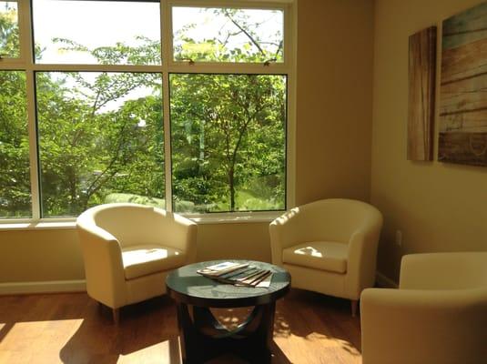 Waiting area at Loudoun Laser Center