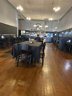 Restaurant looking towards food preparation area. Great atmosphere! Friendly staff!