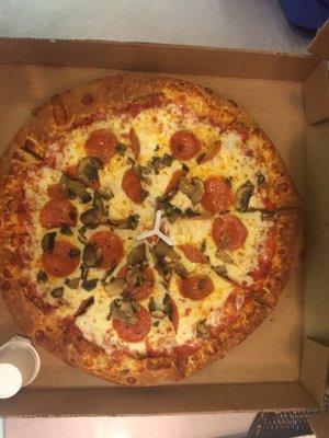 Pepperoni & Mushroom pizza