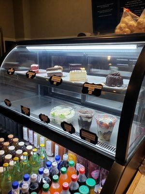 Dessert case