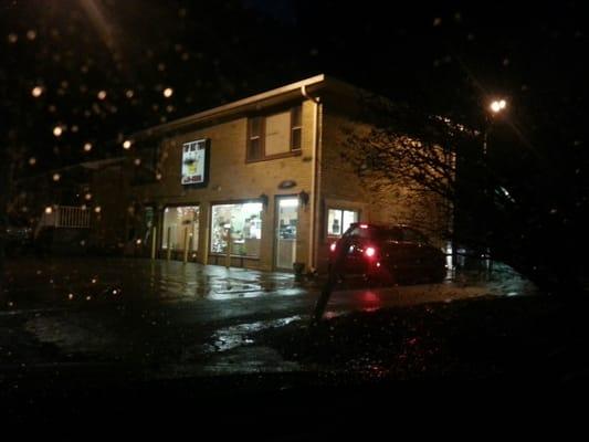 Drive thru nice and handy on this rainy night!