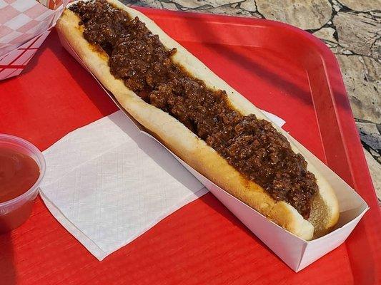 Foot long with chili.